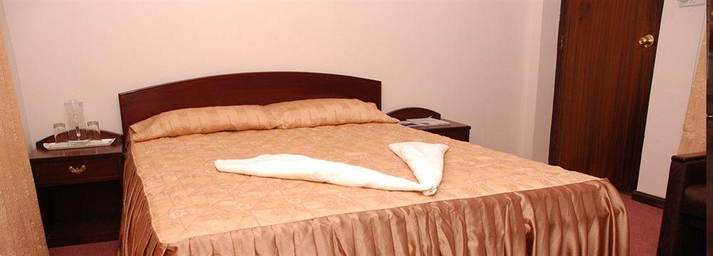 פוקהרה Hotel Travel Inn מראה חיצוני תמונה