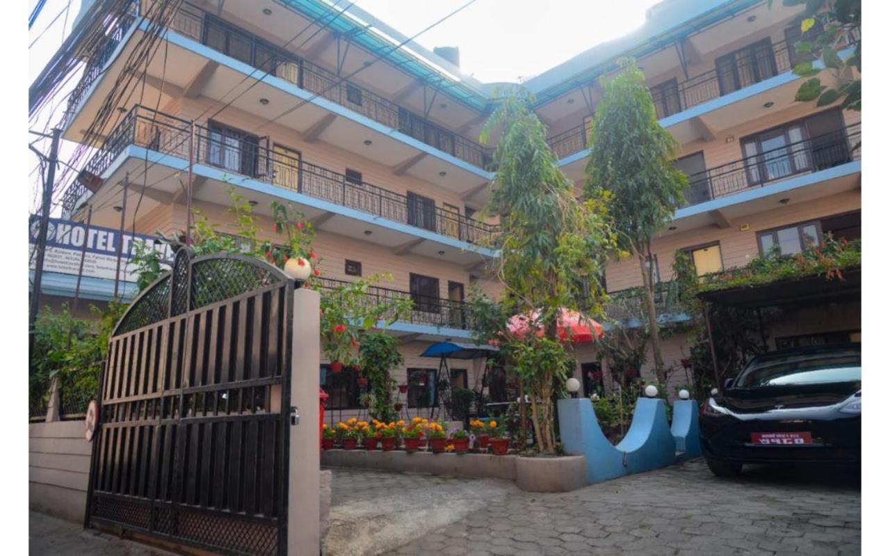 פוקהרה Hotel Travel Inn מראה חיצוני תמונה