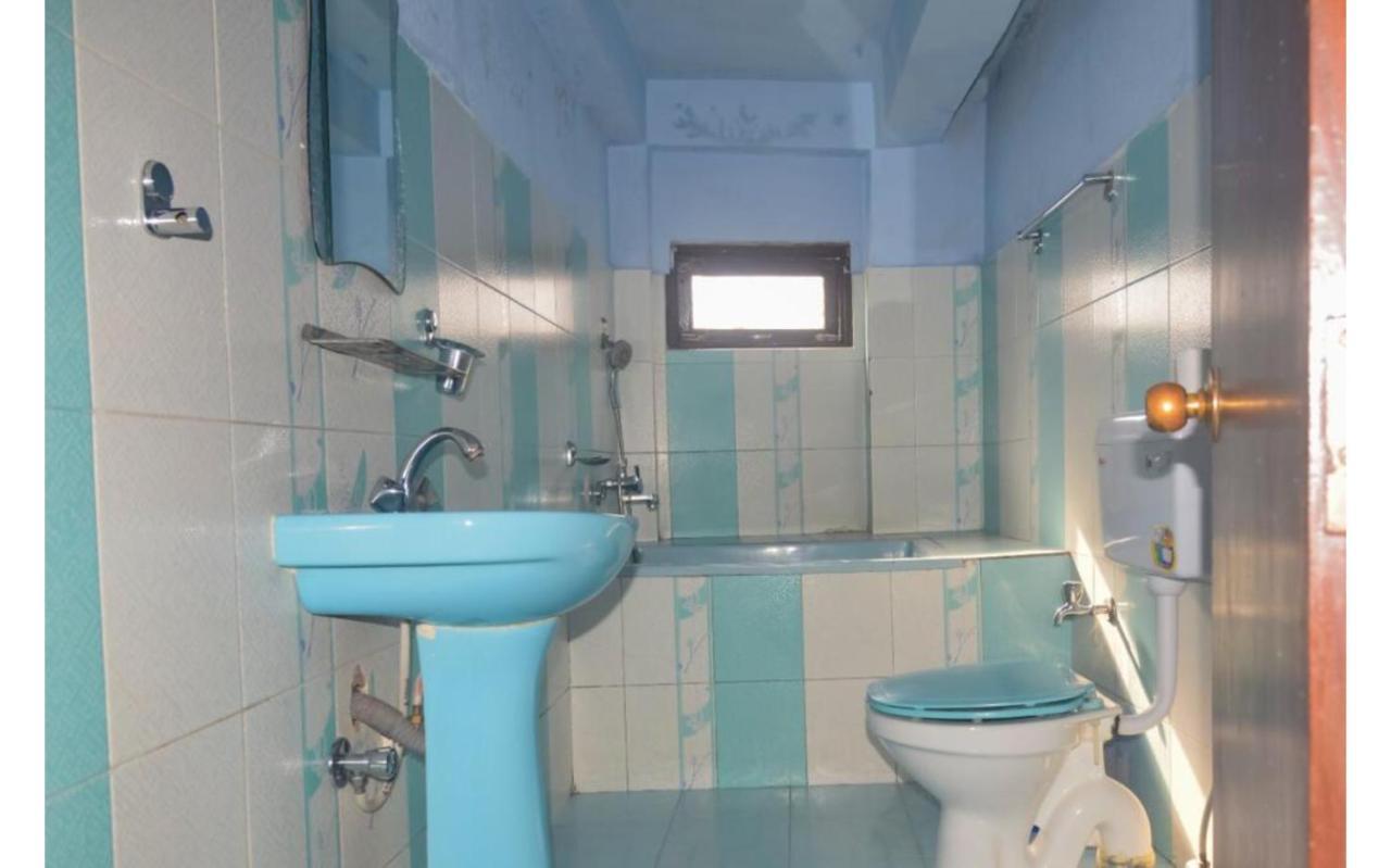 פוקהרה Hotel Travel Inn מראה חיצוני תמונה