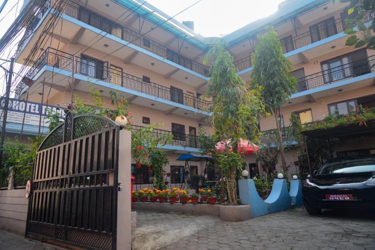 פוקהרה Hotel Travel Inn מראה חיצוני תמונה